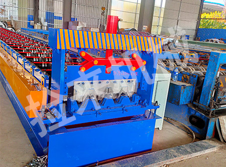 免澆筑樓承板機(jī)器 免澆筑樓承板機(jī)器